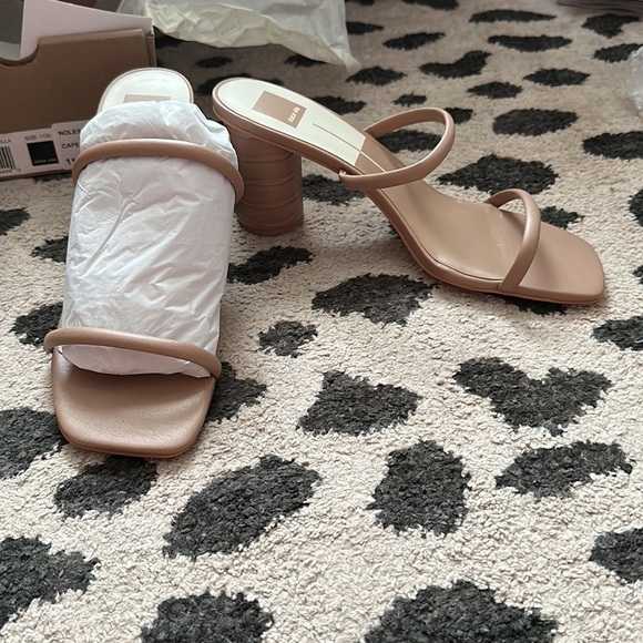 New in box Dolce Vita Noles - Picture 2 of 6